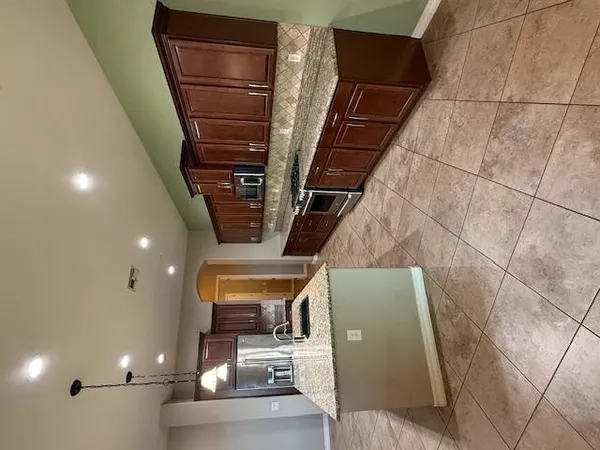 $2,800 | 5703 South Parkcrest Street, Gilbert, AZ 85298