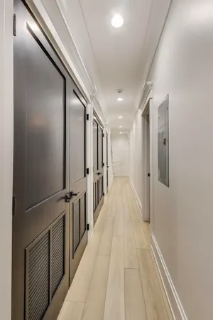 $1,050,000 | 1363 West Hubbard Street, Unit 1, Chicago, IL 60642