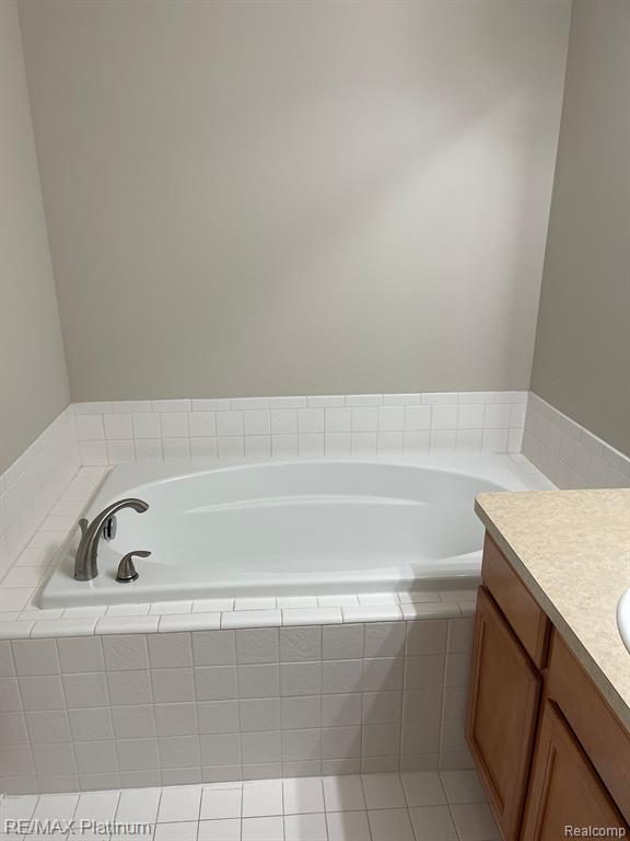 1375 Raliegh Place Troy, MI 48084 - Photo 13 of 18