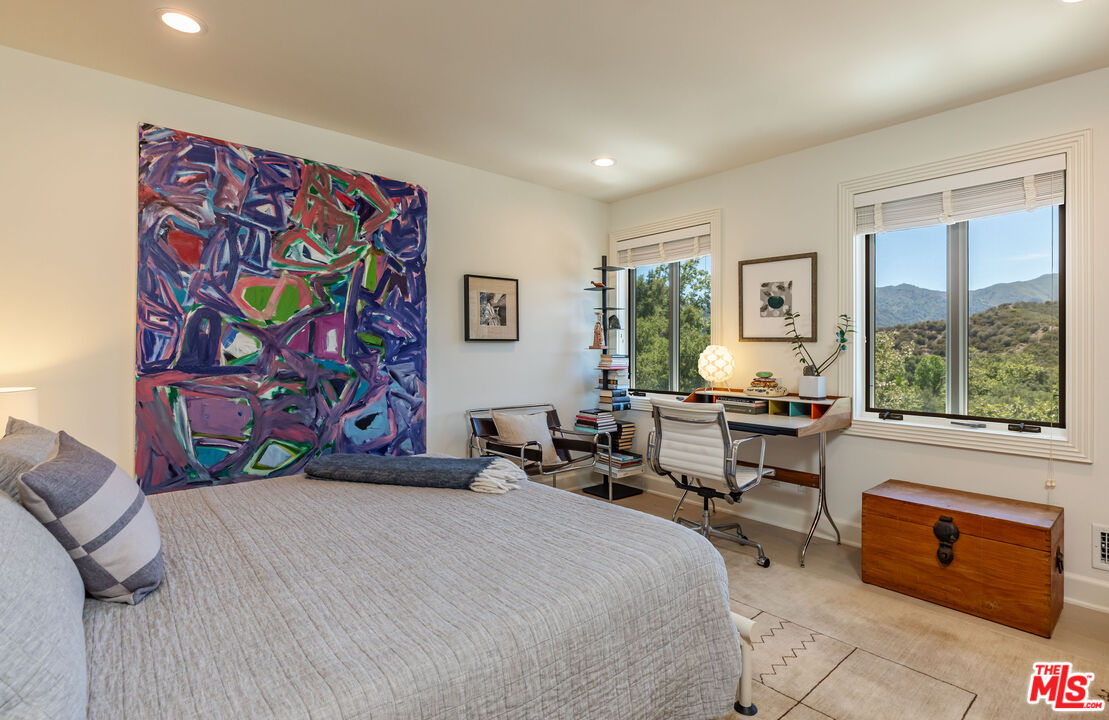 1045 Cold Canyon Road Calabasas, CA 91302 - Photo 35 of 51