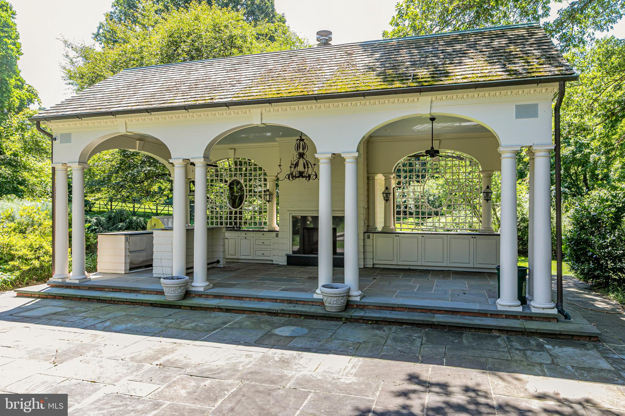 132 Pretty Brook Road Princeton, NJ 08540 - Photo 6 of 64 Gallery Image 6