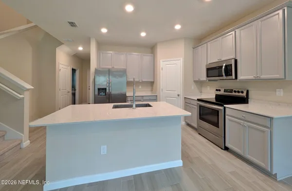 $2,350 | 477 Albany Bay Boulevard, St. Johns, FL 32259