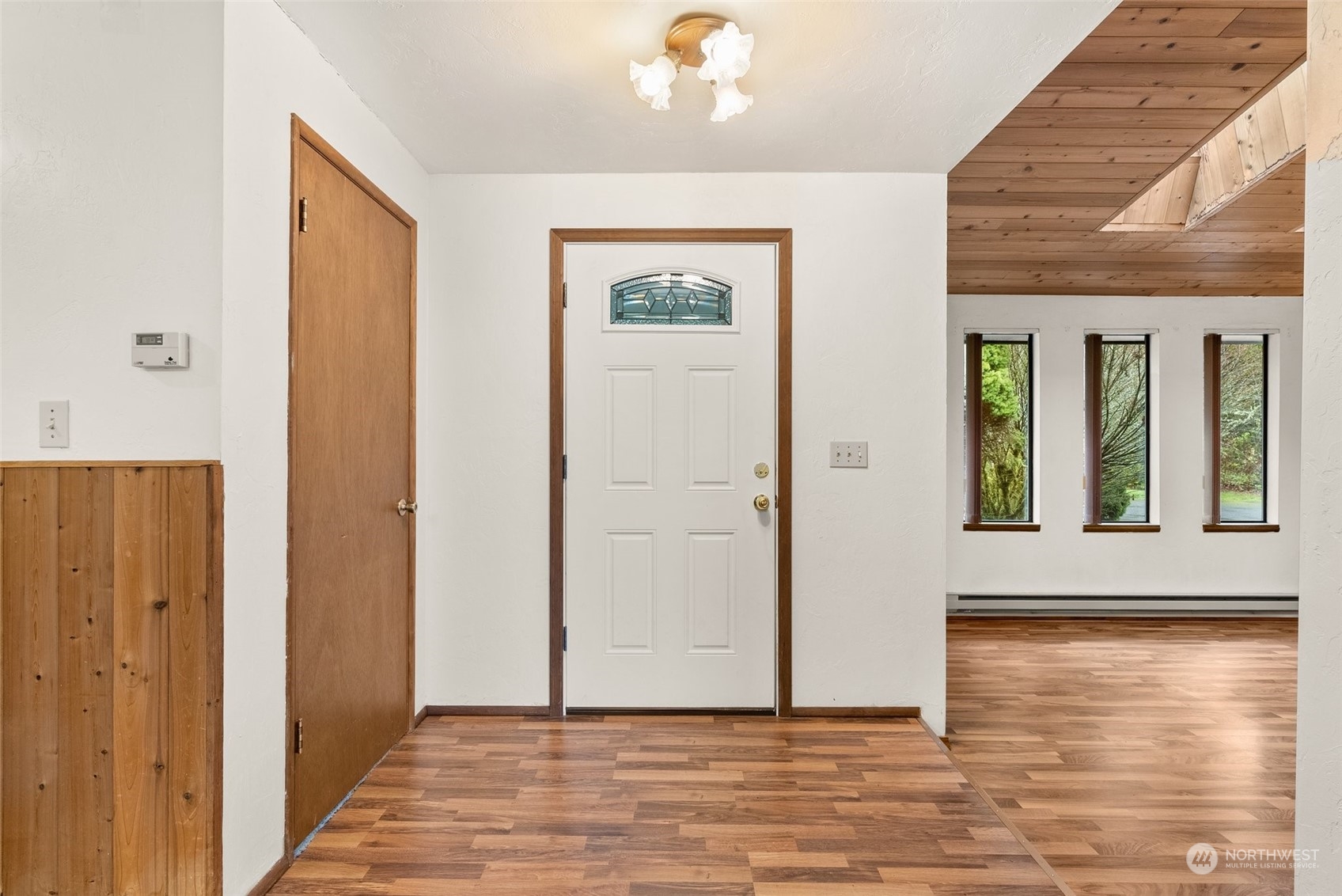 684 Nevil Road Winlock, WA 98596 - Photo 5 of 26 a view of a hallway with windows