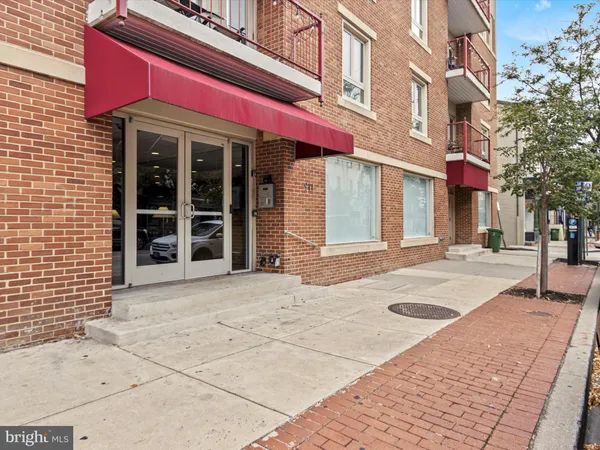 $2,200 | 911 South Charles Street, Unit 409, Baltimore, MD 21230
