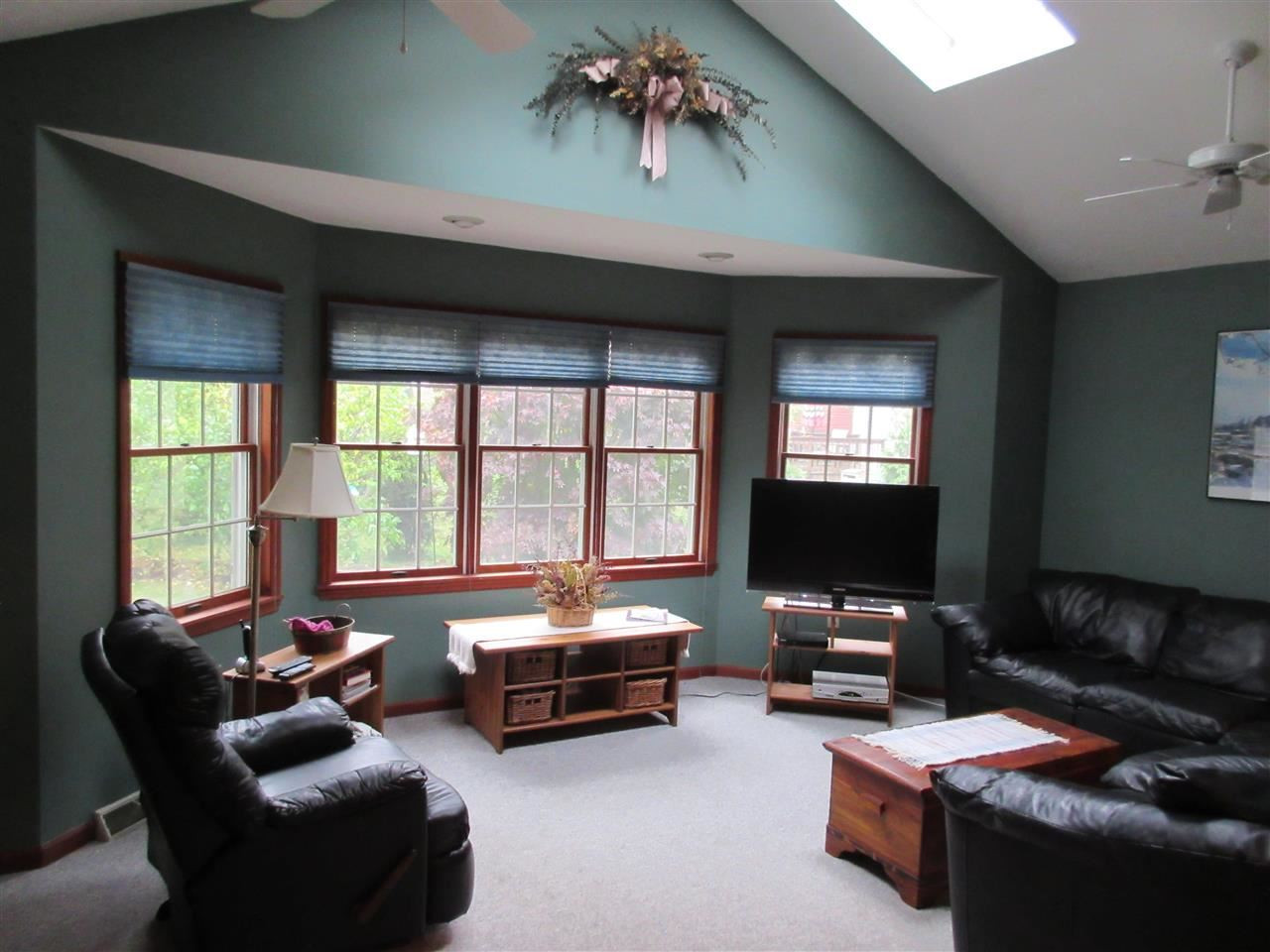 21 Carriage Road Bethlehem, NY 12054 - Photo 11 of 25 Photo 11