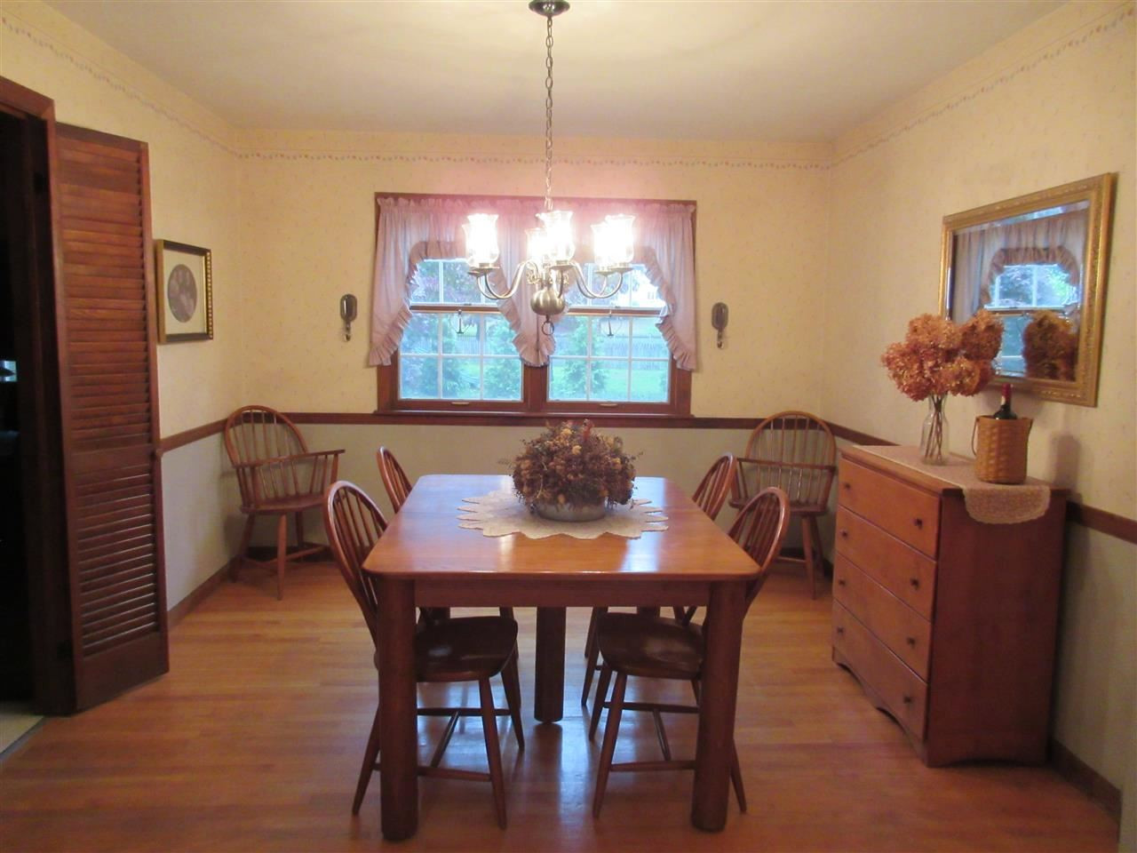 21 Carriage Road Bethlehem, NY 12054 - Photo 4 of 25 Photo 4