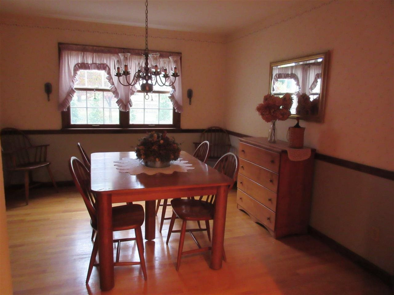 21 Carriage Road Bethlehem, NY 12054 - Photo 5 of 25 Photo 5
