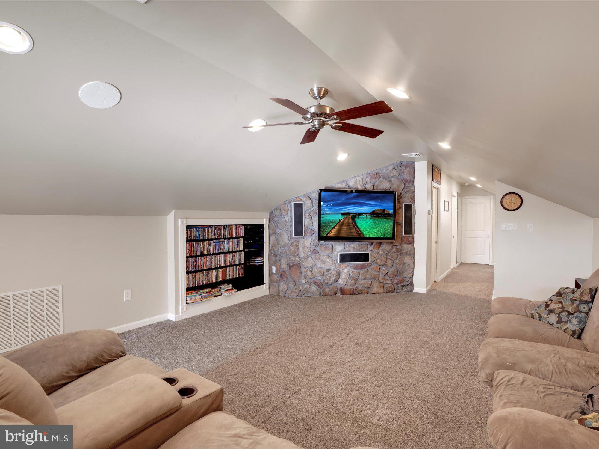15 James Road Reinholds, PA 17569 - Photo 10 of 34 V2