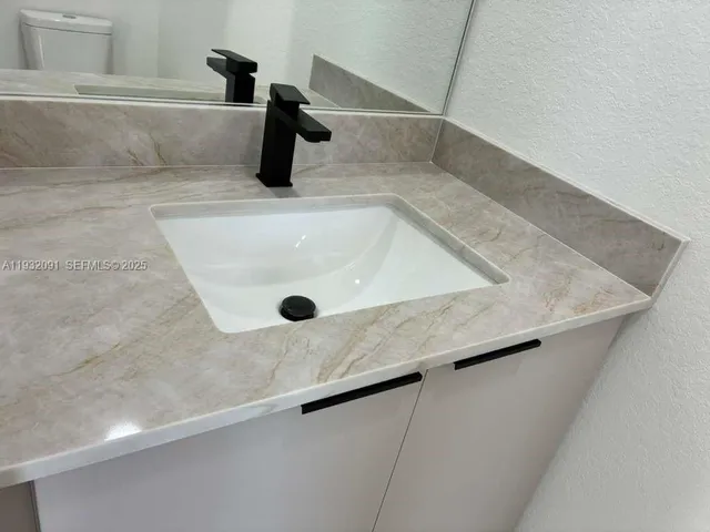 $349,000 | 5012 Tradewinds Circle, LaBelle, FL 33935