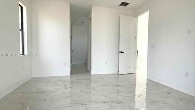 $349,000 | 5012 Tradewinds Circle, LaBelle, FL 33935