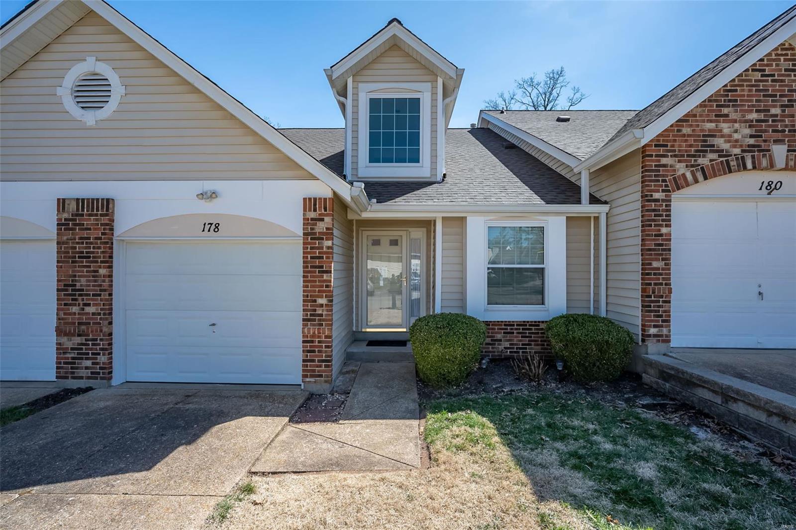 178 Cascade Cir Drive Ballwin, MO 63021 - Photo 1 of 41