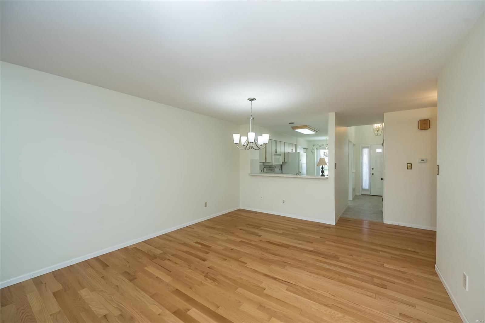 178 Cascade Cir Drive Ballwin, MO 63021 - Photo 12 of 41