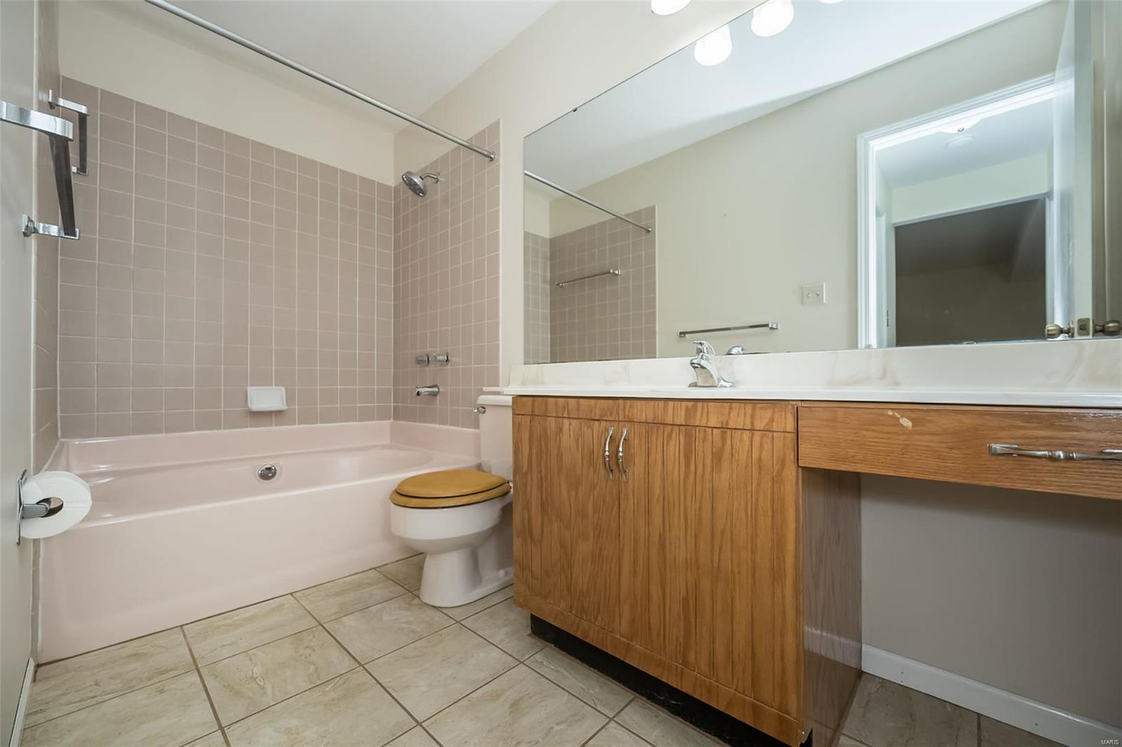 178 Cascade Cir Drive Ballwin, MO 63021 - Photo 26 of 41