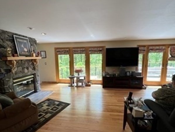 29 Davis Road Tyngsborough, MA 01879 - Photo 5 of 42 Gallery Image 5