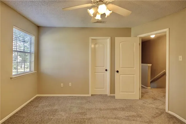 $125,000 | 717 Heavens Drive, Unit 4, Mandeville, LA 70471