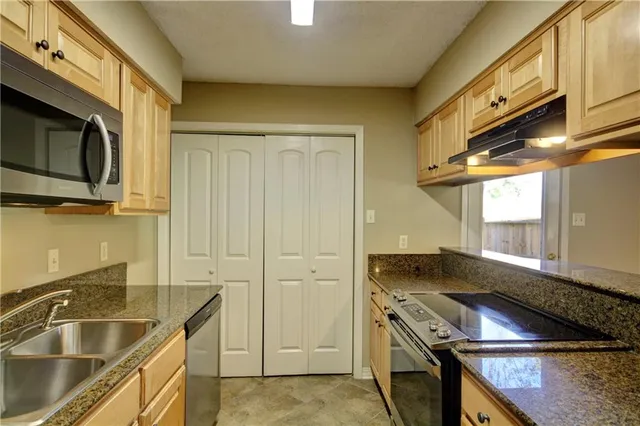 $125,000 | 717 Heavens Drive, Unit 4, Mandeville, LA 70471