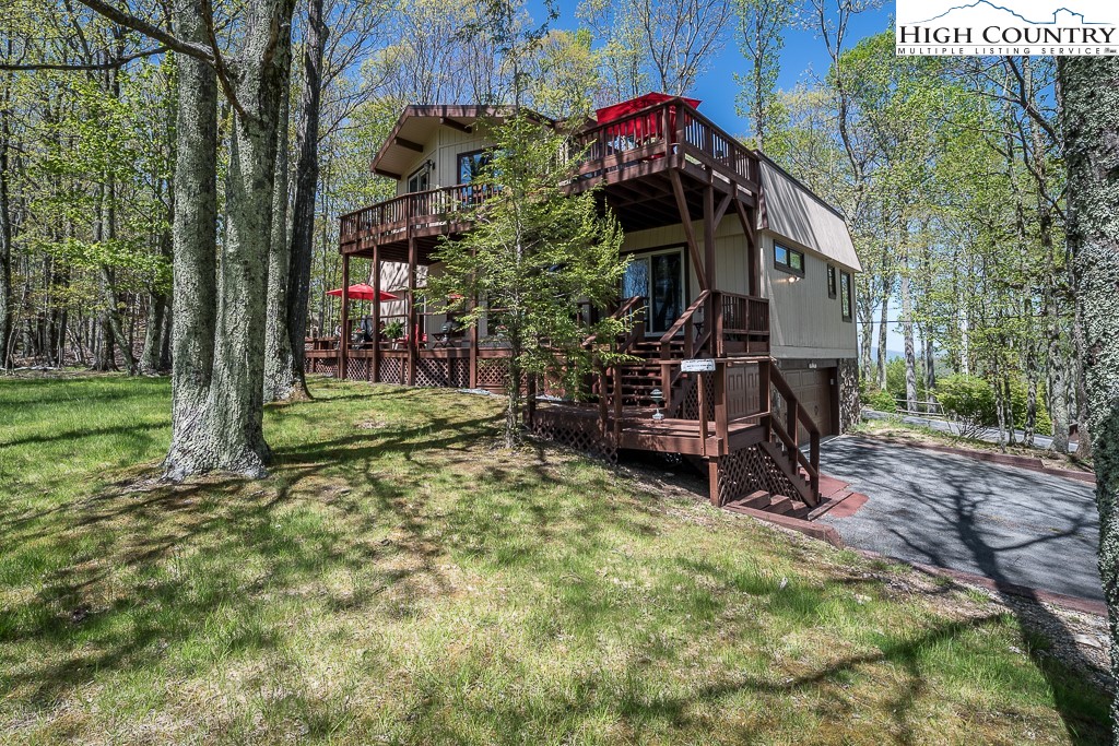 423 St Andrews Road Beech Mountain, NC 28604 - Photo 1 of 42 Gallery Image 1