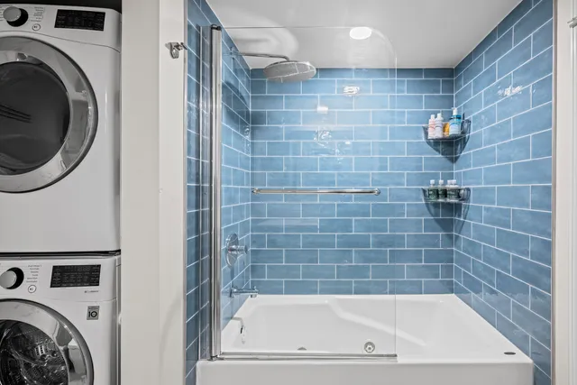 $262,500 | 7041 West Touhy Avenue, Unit 607, Niles, IL 60714