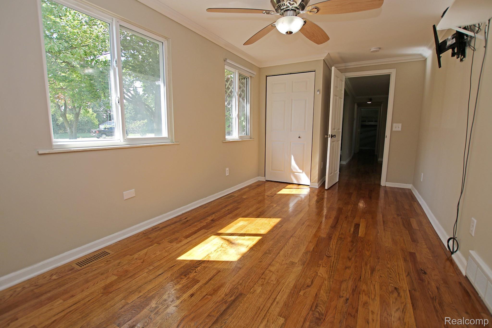 4327 South State Road Davison, MI 48423 - Photo 23 of 68 Master Bedroom