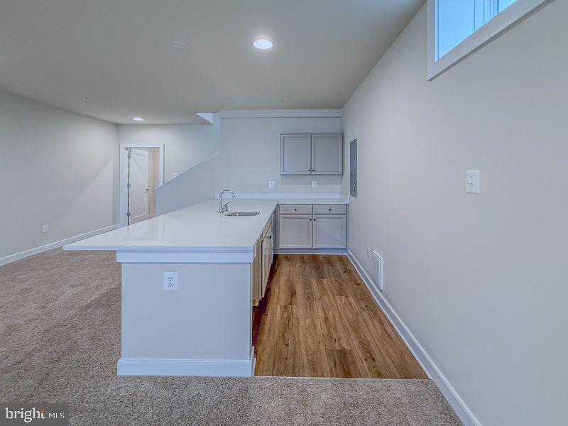 8788 Walnut Btm Lane Frederick, MD 21701 - Photo 41 of 51 RH-77 Wet Bar