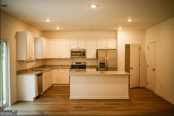 $2,200 | 386 Red Dragon Drive, Jefferson, GA 30549