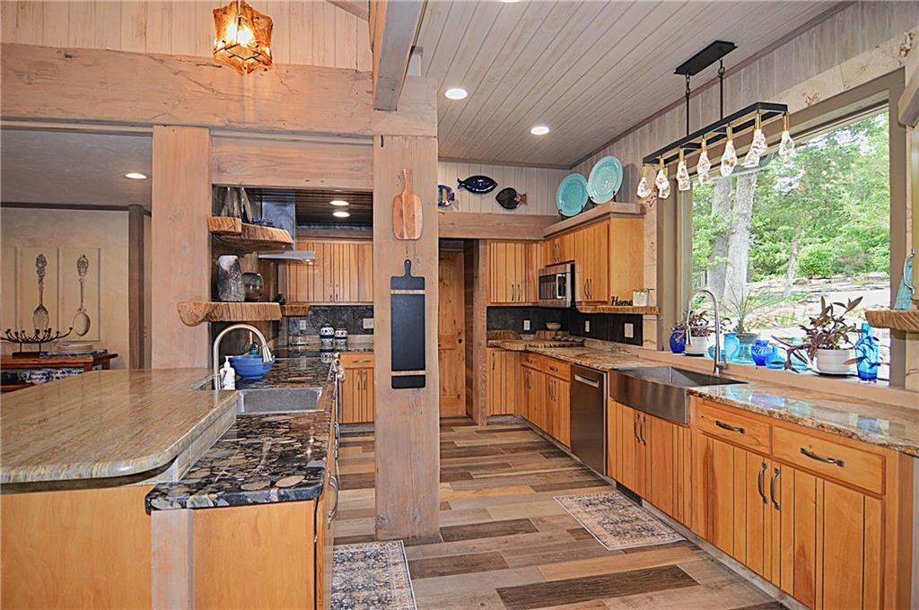 8424 South Russell Road Oak Grove, MO 64075 - Photo 17 of 78