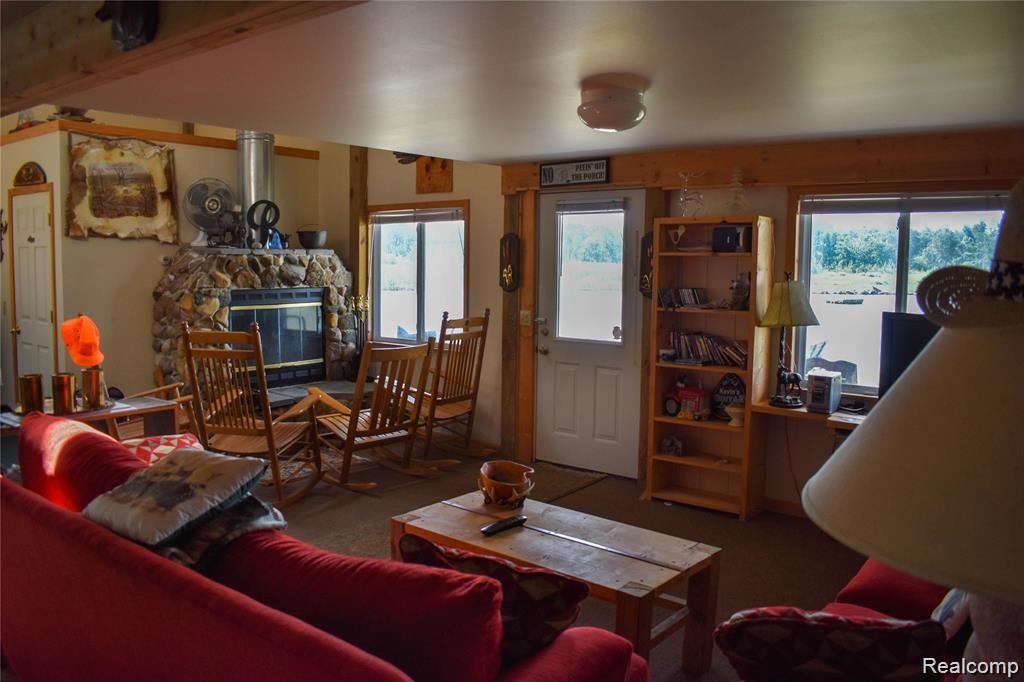 7250 Gilbert Road Ubly, MI 48475 - Photo 12 of 24