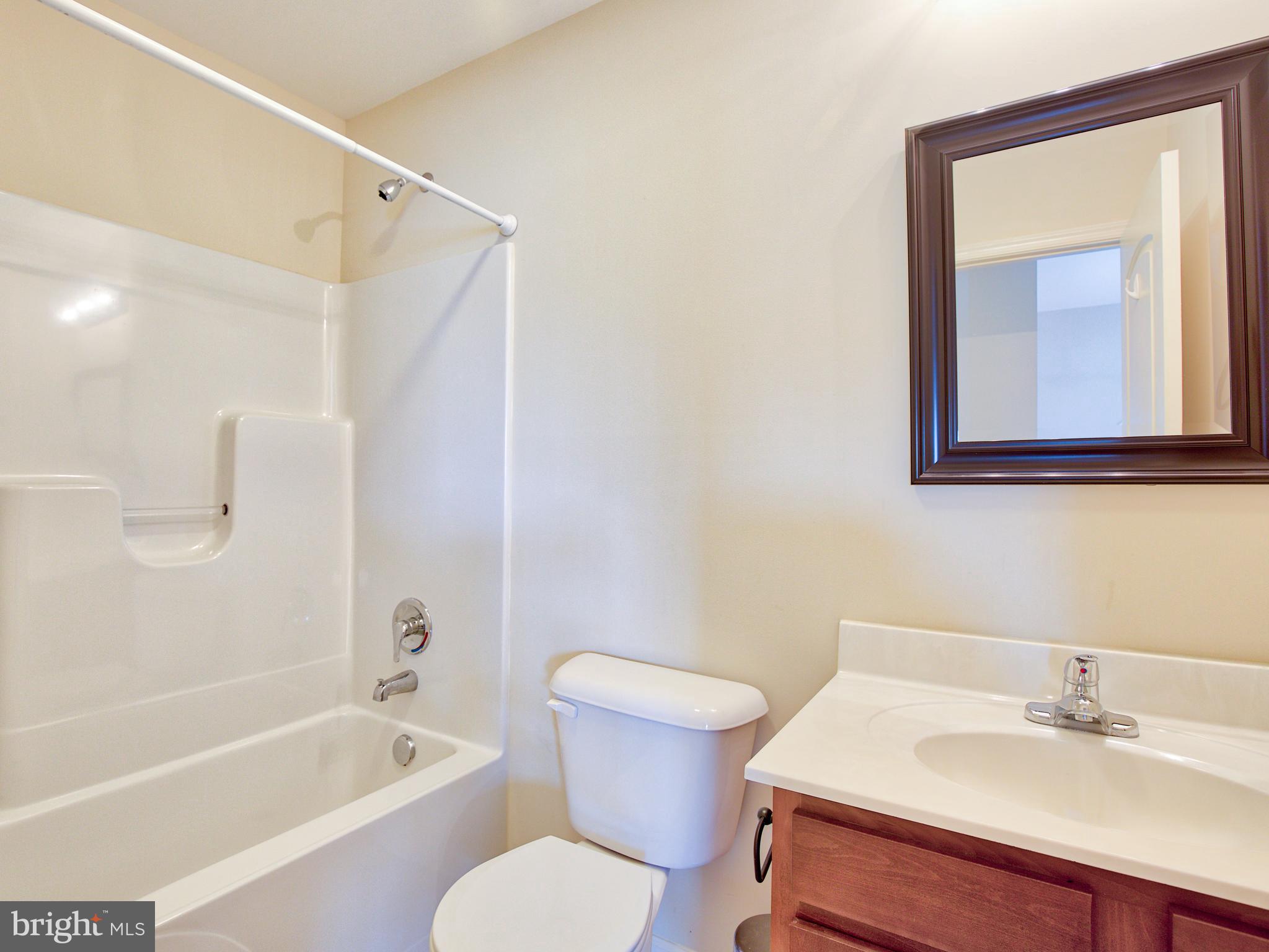125 Job Road Inwood, WV 25428 - Photo 18 of 32 Shared hall bath