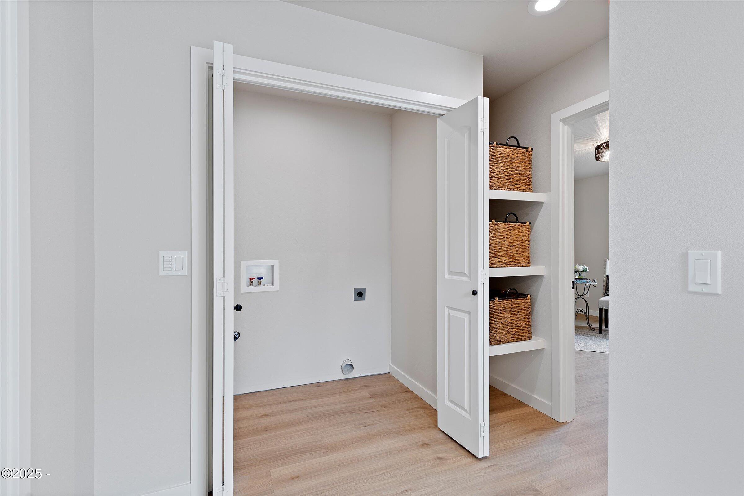 811 Southwest 13th Street, Unit 4 Newport, OR 97365 - Photo 22 of 50 18-IMG_5805
