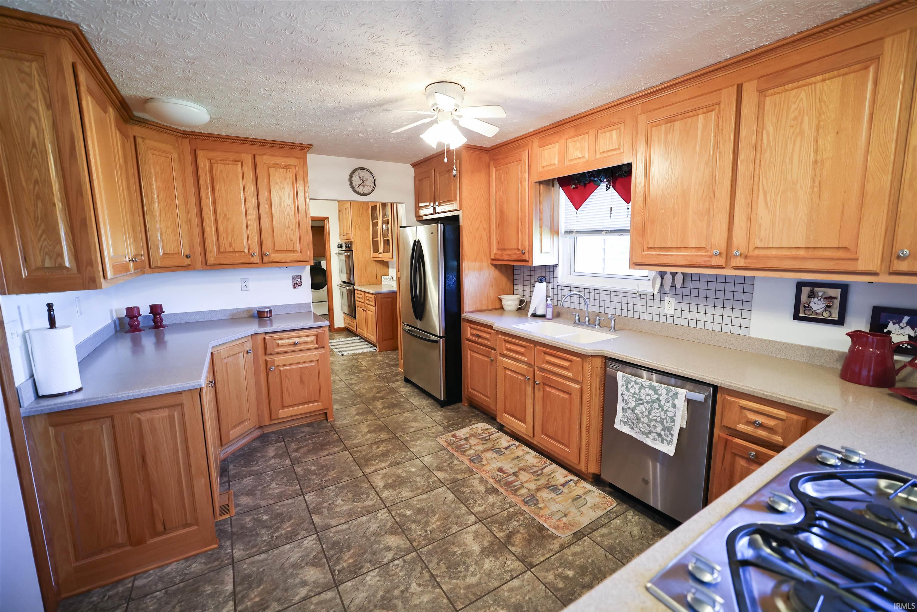 2015 Denson Avenue Bedford, IN 47421 - Photo 9 of 36