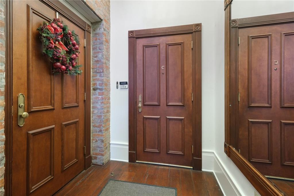 310 North Rampart Street, Unit C New Orleans, LA 70112 - Photo 2 of 9