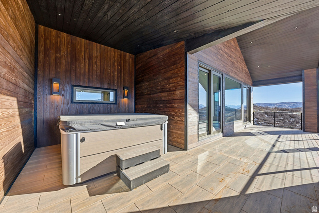 10640 North Reflection Ridge, Unit R6 Hideout, UT 84036 - Photo 6 of 42