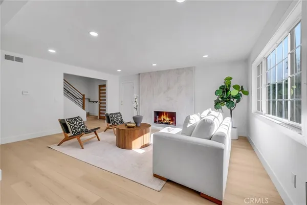 $1,375,000 | 2902 East Winfield Avenue, Anaheim, CA 92806