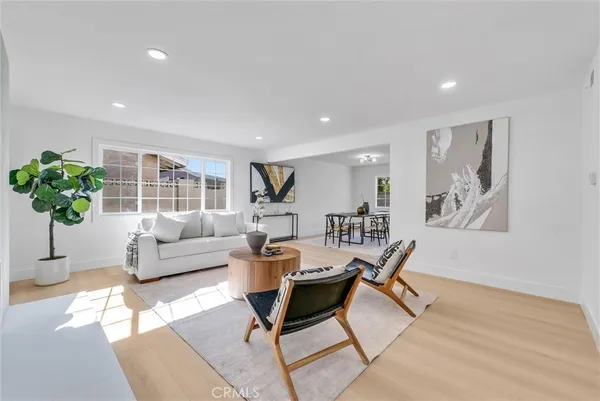 $1,375,000 | 2902 East Winfield Avenue, Anaheim, CA 92806