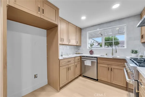 $1,375,000 | 2902 East Winfield Avenue, Anaheim, CA 92806