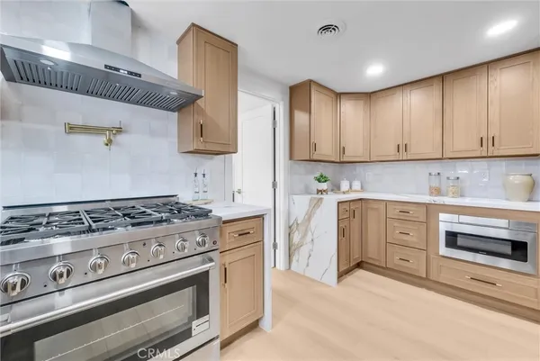 $1,375,000 | 2902 East Winfield Avenue, Anaheim, CA 92806