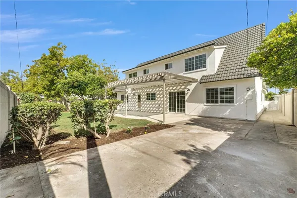 $1,375,000 | 2902 East Winfield Avenue, Anaheim, CA 92806