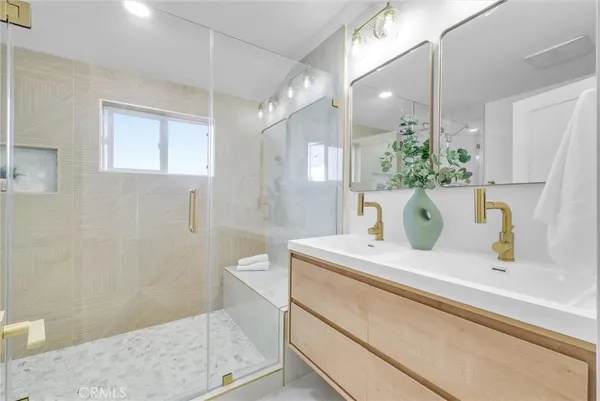 $1,375,000 | 2902 East Winfield Avenue, Anaheim, CA 92806