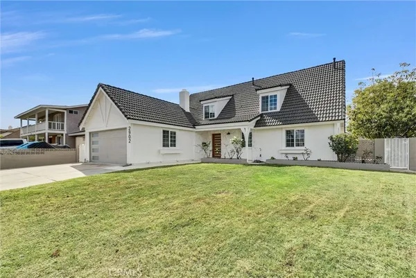 $1,375,000 | 2902 East Winfield Avenue, Anaheim, CA 92806