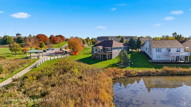 $4,000 | 2660 Harnish Drive, Algonquin, IL 60102