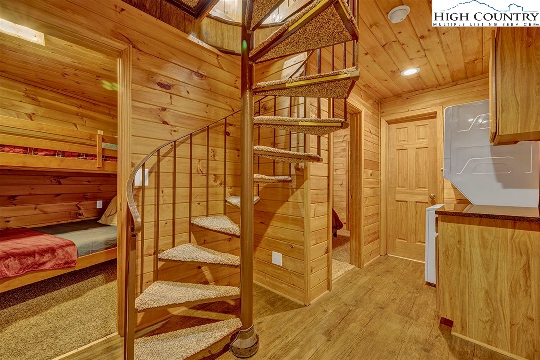 127 Skiloft Road Beech Mountain, NC 28604 - Photo 20 of 42 a view of a brick buildings with entryway