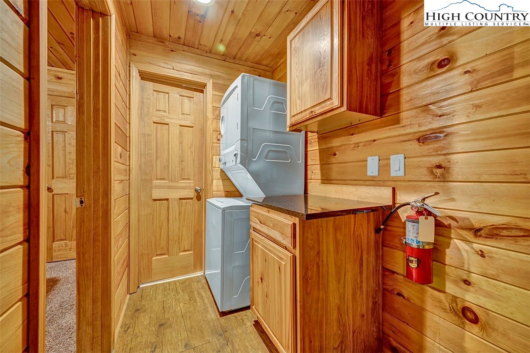 127 Skiloft Road Beech Mountain, NC 28604 - Photo 25 of 42 a view of a house with a door