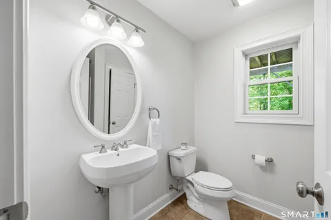 $1,399,000 | 70 Crossbow Lane, Easton, CT 06612