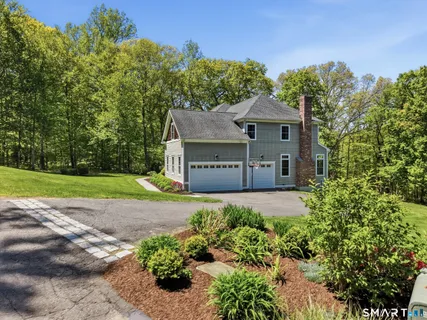 $1,399,000 | 70 Crossbow Lane, Easton, CT 06612