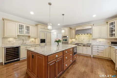 $1,399,000 | 70 Crossbow Lane, Easton, CT 06612