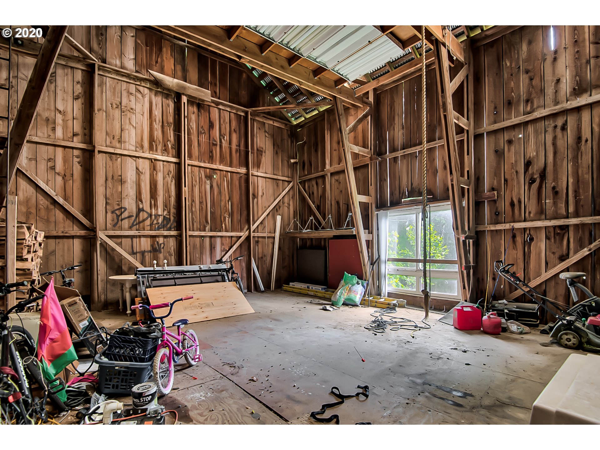 37710 Northeast Clara Smith Road Corbett, OR 97019 - Photo 21 of 22 Gallery Image 21