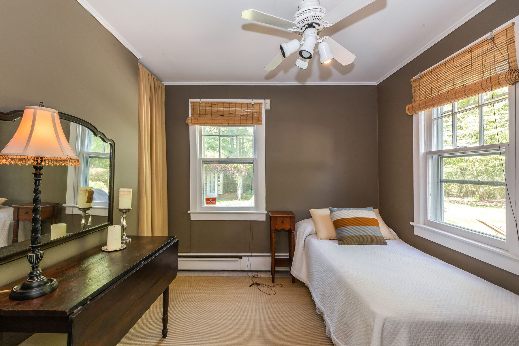 Undisclosed Address Southampton, NY 11968 - Photo 14 of 18