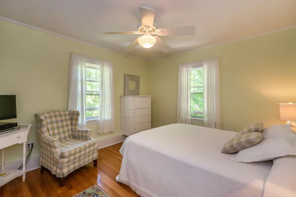 $30,000 | Undisclosed Address, Southampton, NY 11968