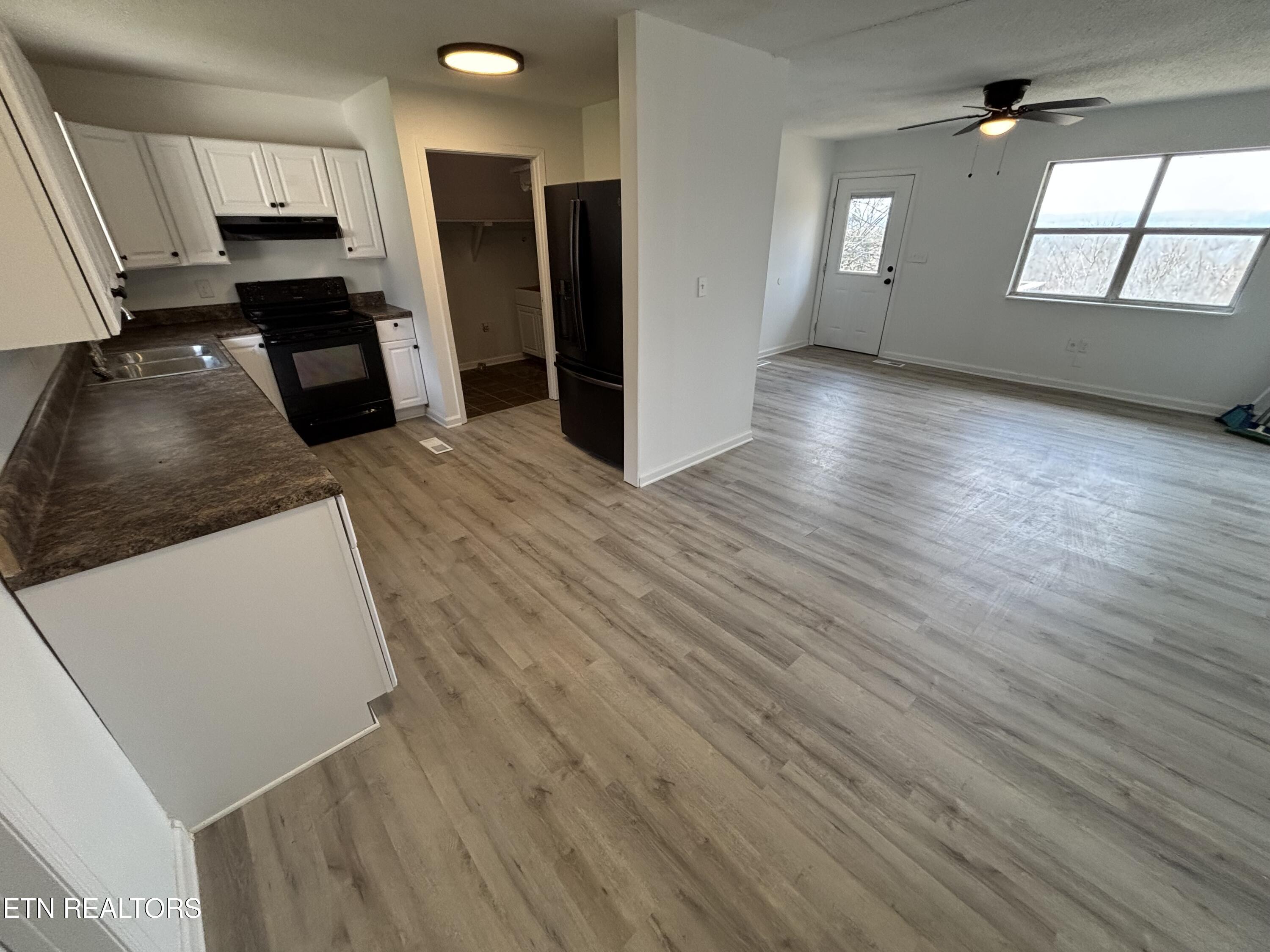 8634 Bud Hawkins Road Corryton, TN 37721 - Photo 20 of 24 IMG_0534