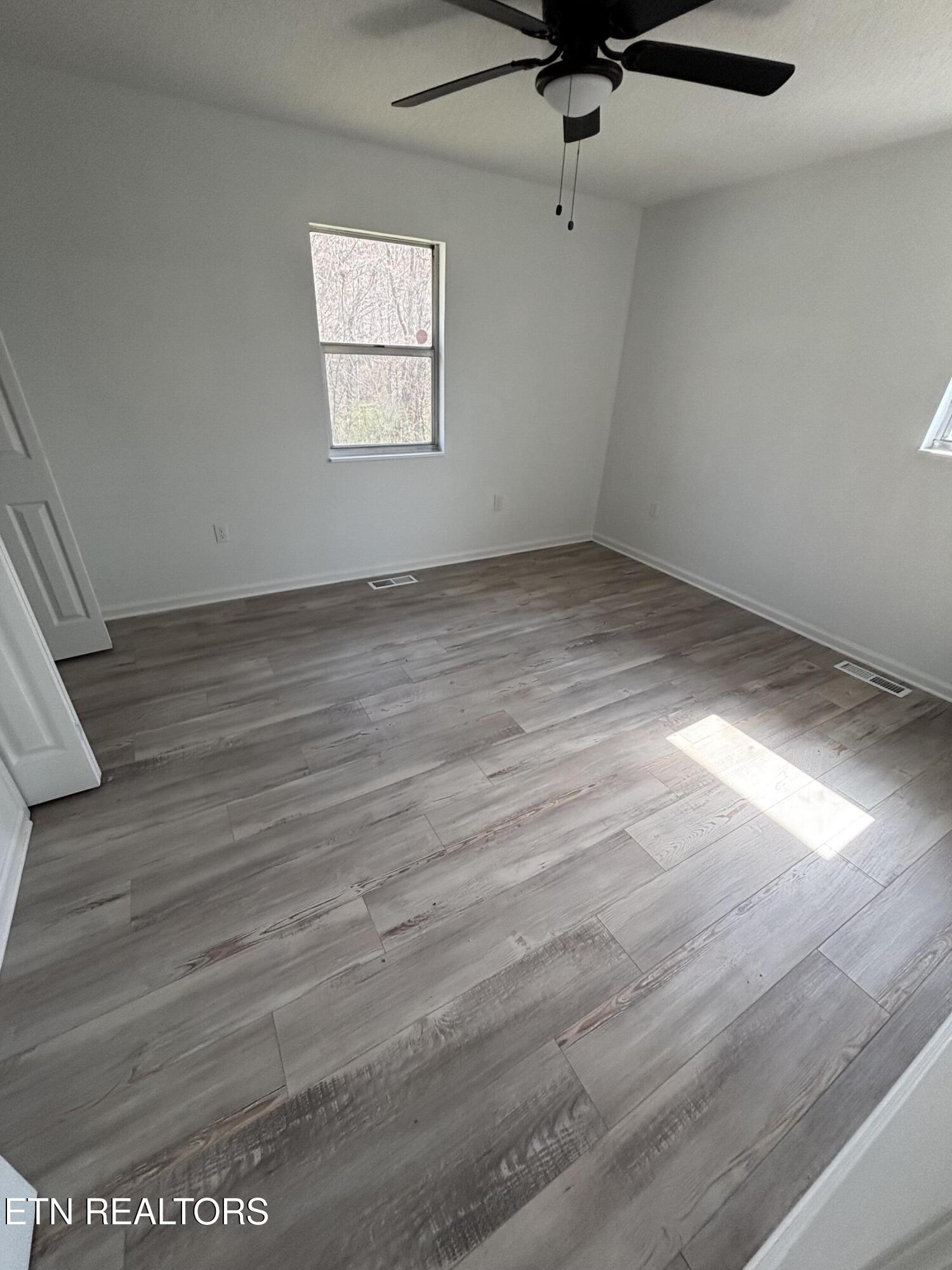 8634 Bud Hawkins Road Corryton, TN 37721 - Photo 21 of 24 IMG_0542